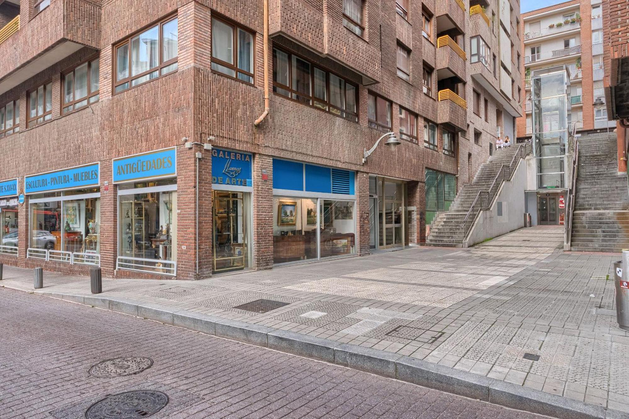 Deustown Apartamentos Bilbao Exterior photo