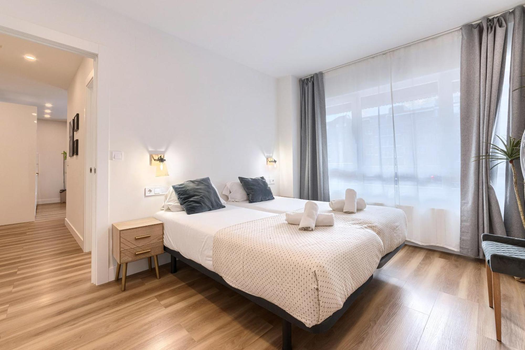 Deustown Apartamentos Bilbao Exterior photo
